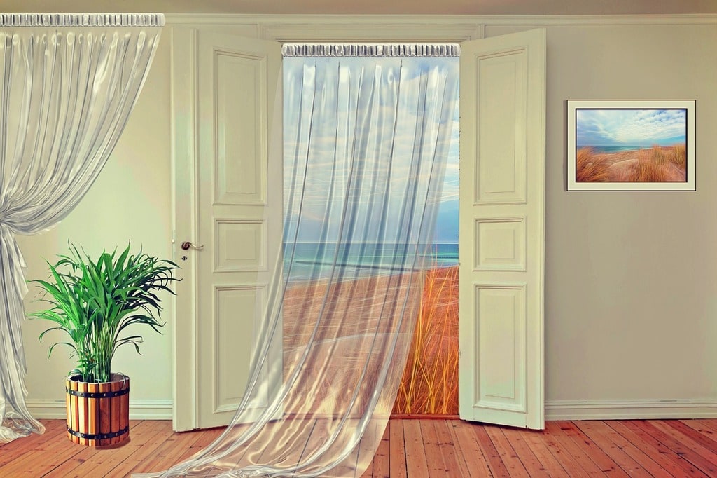 Comment les portes battantes assurent la protection des accès ?